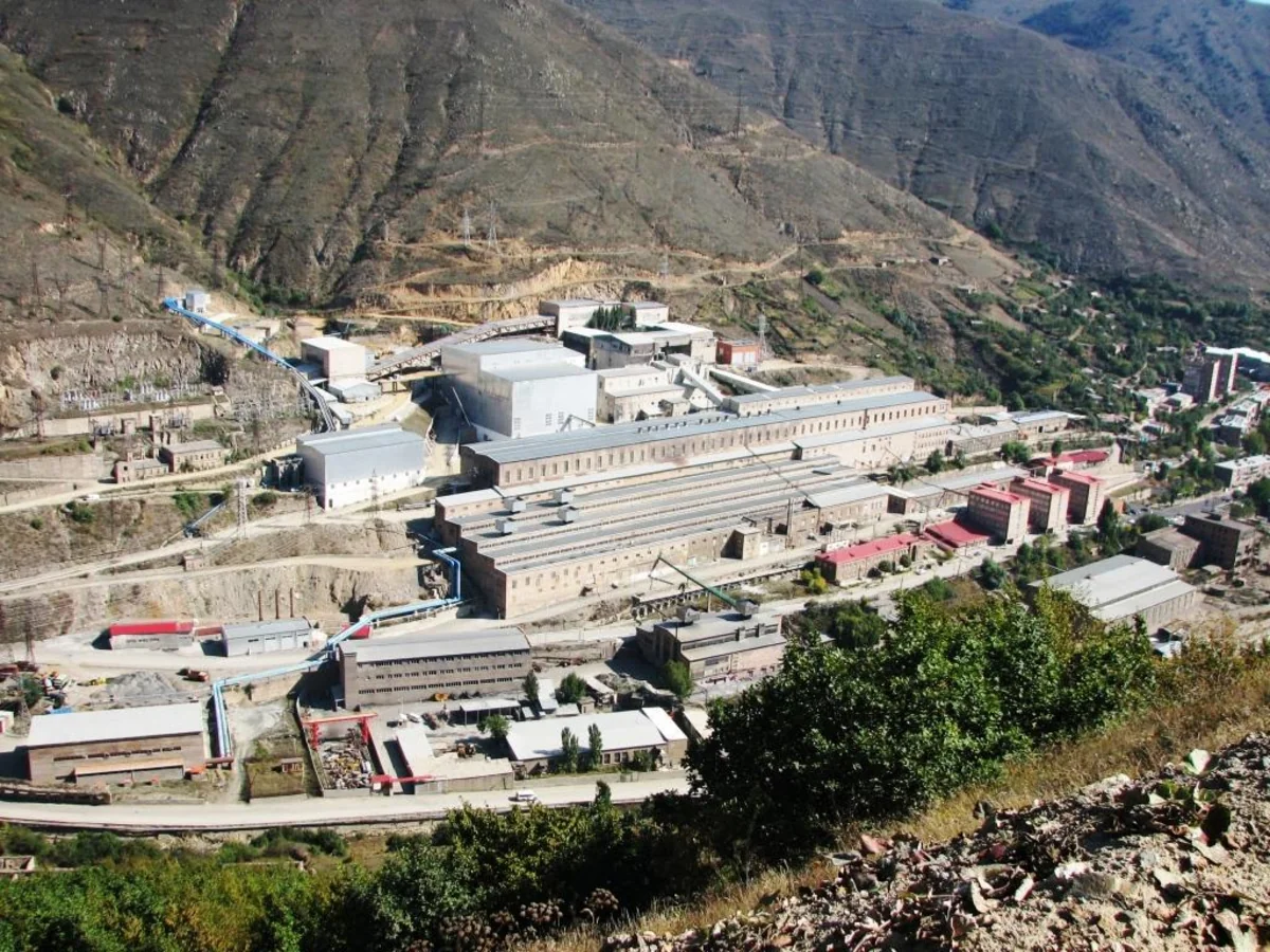 Ermənistanda tətil səbəbindən mis-molibden kombinatına 1 milyon dollardan çox ziyan dəyib