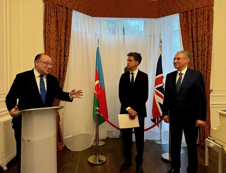 Azərbaycanın Britaniyadakı səfirliyinin yeni inzibati binasının açılışı olub