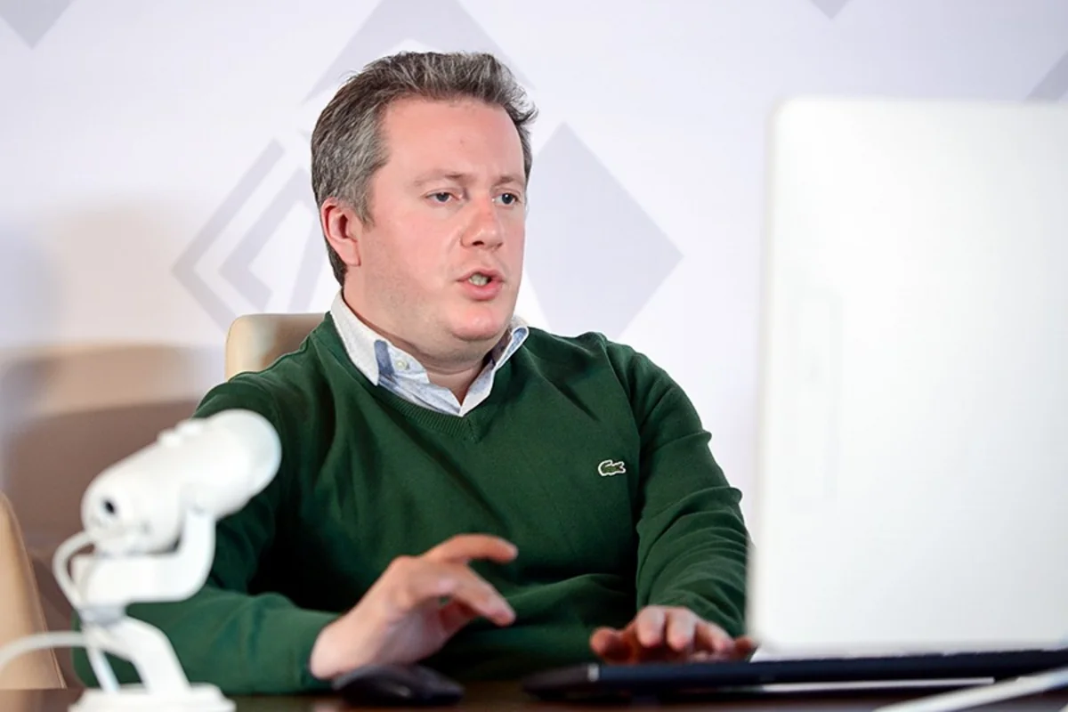 Azərbaycan millisinin şahmatçısı: İlk turlarda Karlsenin hegemonluğu aşkar görünmür