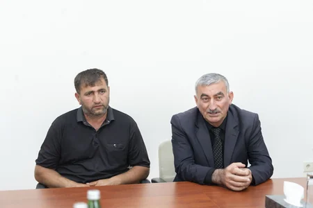 Məcnun Məmmədov İsmayıllıda vətəndaşları qəbul edib