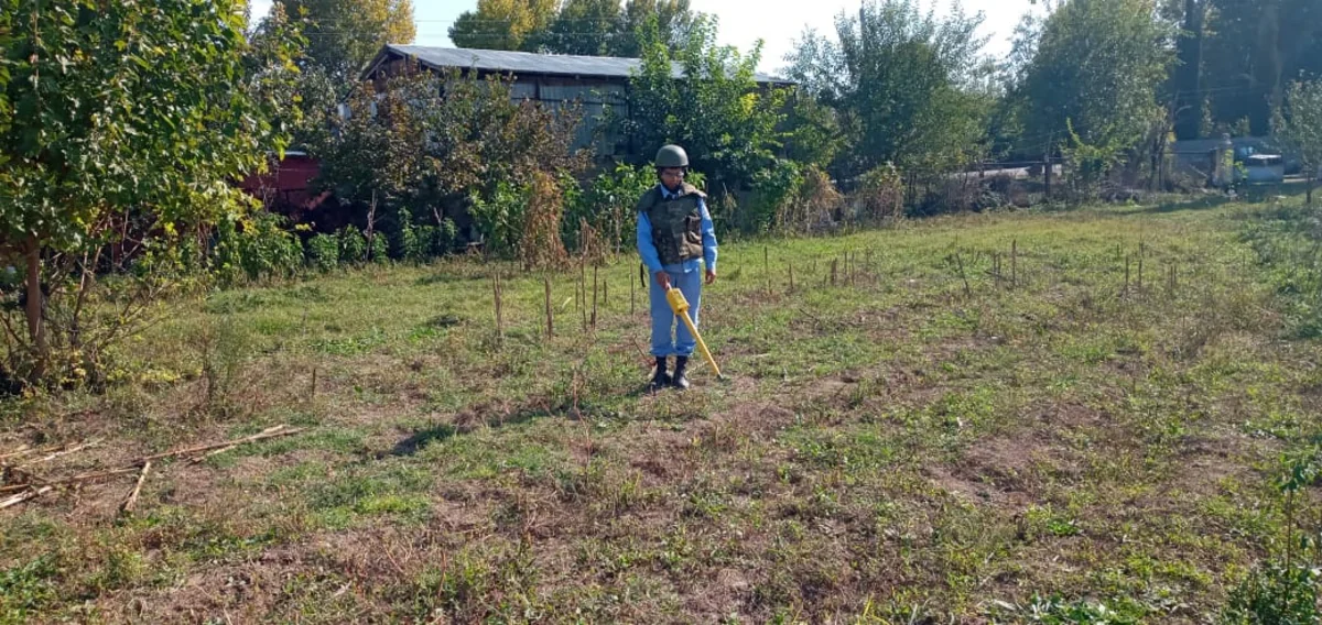 Cəbhəyanı ərazilərdə raketlər, top mərmisi zərərsizləşdirilib