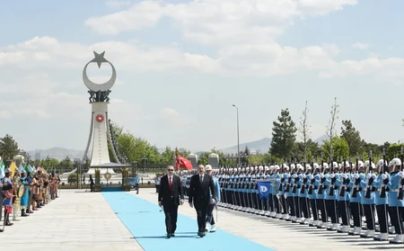 Prezident İlham Əliyevin Ankarada rəsmi qarşılanma mərasimi olub