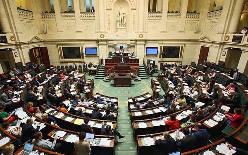 Daha bir parlament Fələstinin müstəqilliyini tanımaq qərarı verib