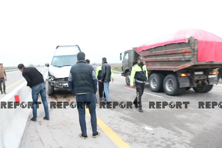 Salyanda zəncirvari qəza olub, ölən var  