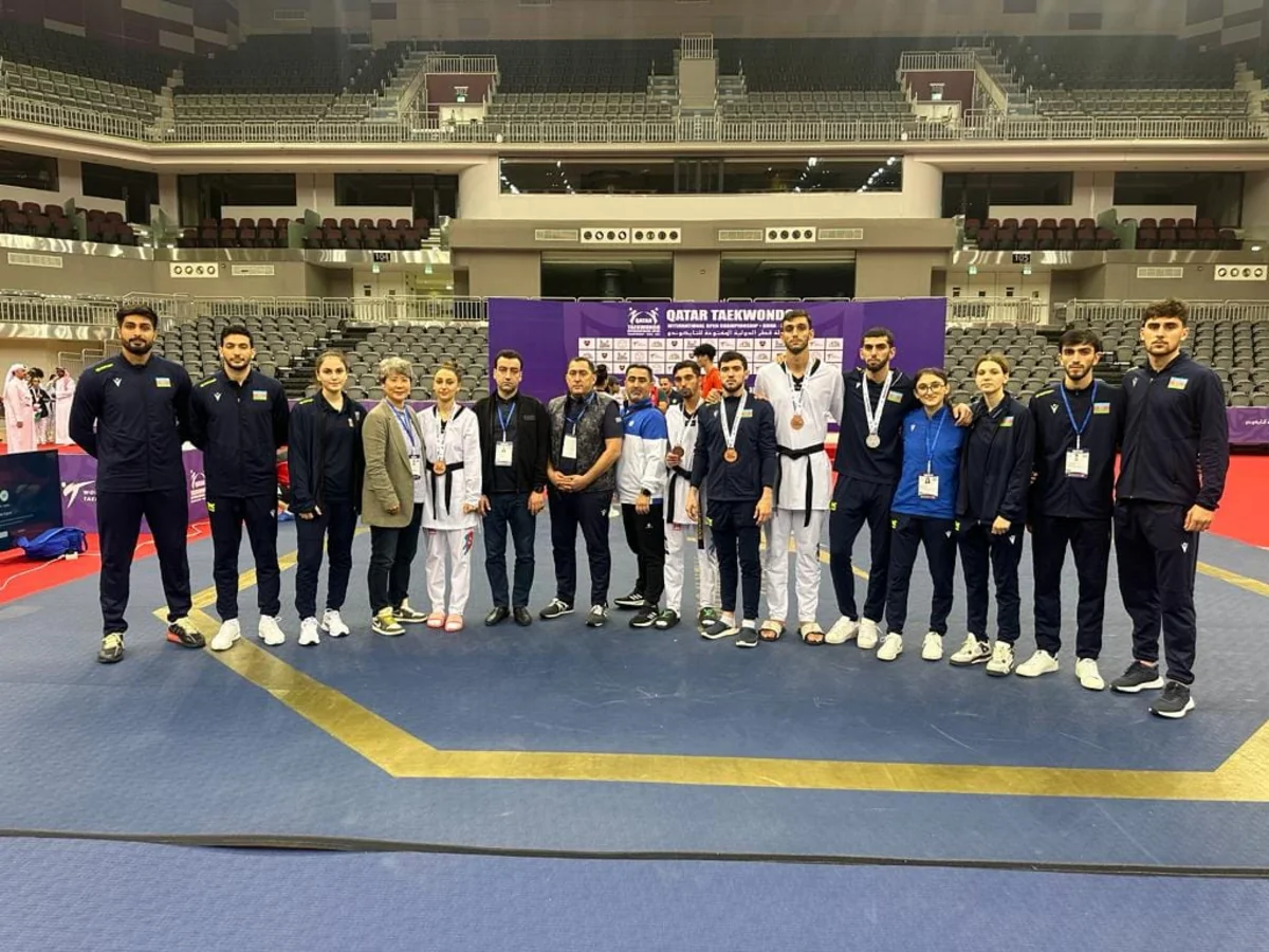 Azerbaijani taekwondo athletes claim five medals in Qatar
