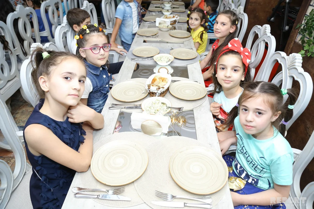 Bakıda valideyn himayəsindən məhrum olunmuş uşaqlar üçün şənlik keçirilib