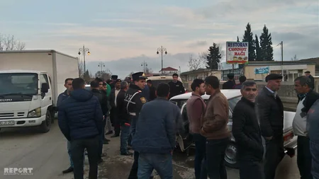 Ələt-Astara yolunda yük maşını minik avtomobili ilə toqquşub - FOTO