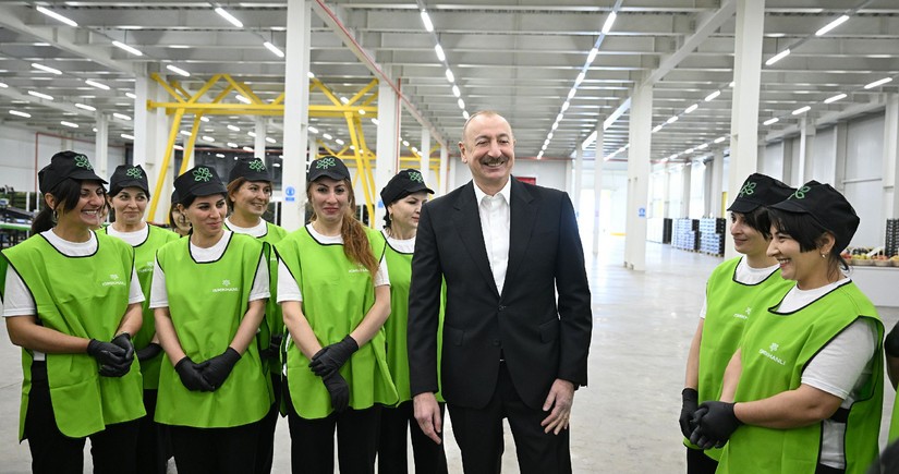 Prezident İlham Əliyev Qusarda bağçılıq və soyuducu anbar kompleksinin fəaliyyəti ilə tanış olub