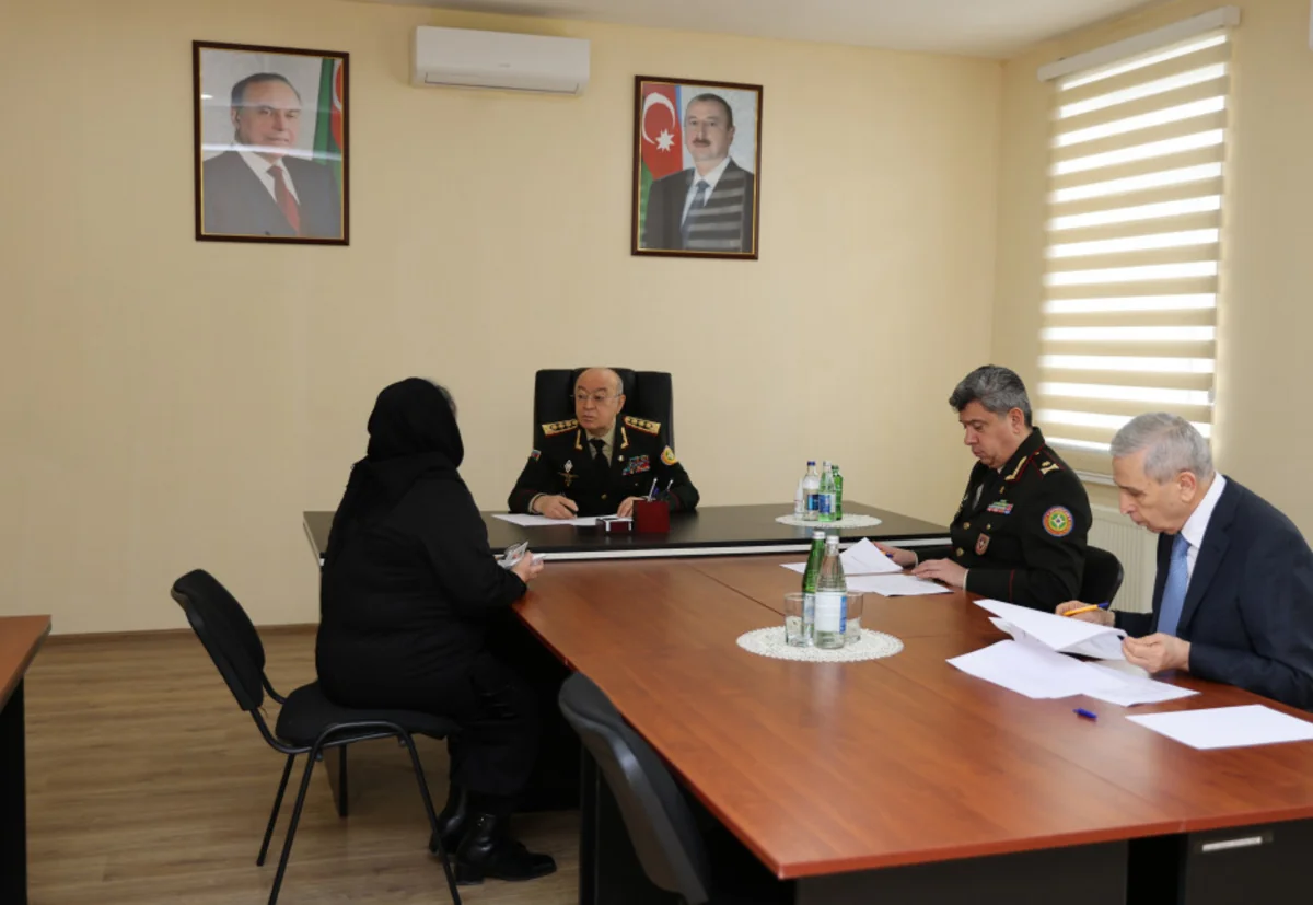 Kəmaləddin Heydərov Xızıda vətəndaşları qəbul edib