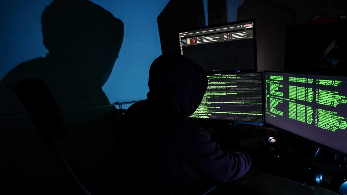 Iran-linked hackers threaten to release Trump aides' emails