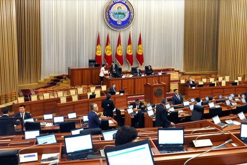 Qırğızıstan parlamentinə təkrar seçkilər noyabrın 28-də keçiriləcək