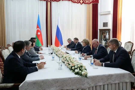 Sahibə Qafarova Valentina Matviyenko ilə ikitərəfli və çoxtərəfli formatlarda əməkdaşlığı müzakirə edib
