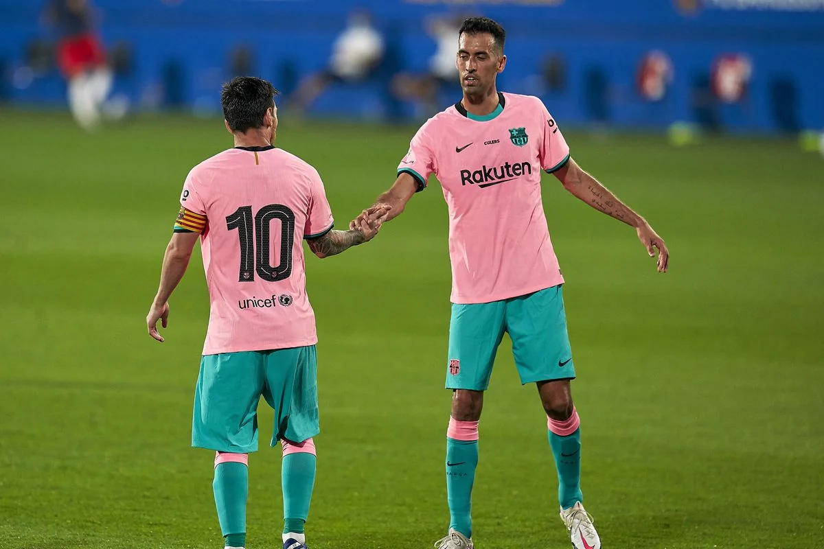 Barselonadan ayrılan futbolçu Messinin çıxış etdiyi komandaya keçib