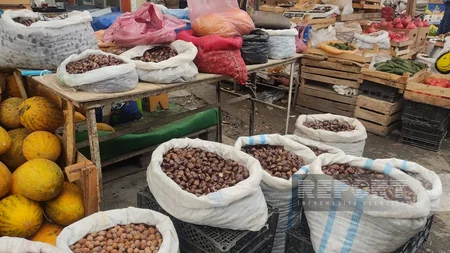 Azərbaycanda qərzəkli meyvələr ucuzlaşıb