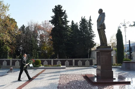 President Ilham Aliyev arrives in Tartar district for visit