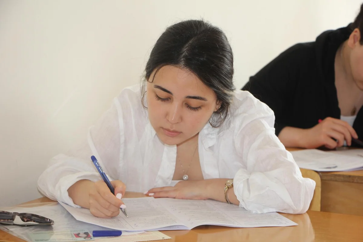 Rezidenturaya qəbul imtahanının birinci mərhələsi keçirilib