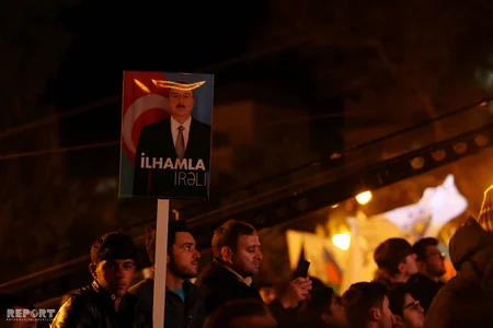 YAP Bakının mərkəzində qələbə mitinq-konserti keçirib - FOTO