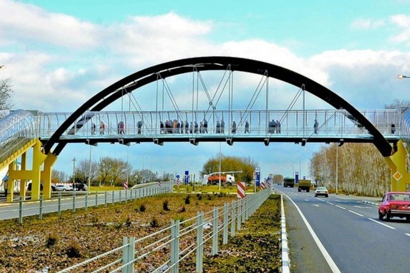 7 new pedestrian crossings to be built in Baku