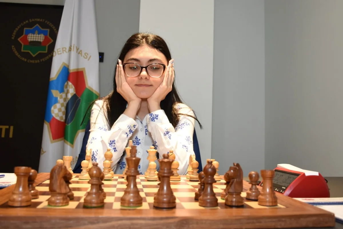 Azərbaycan şahmatçısı texniki qələbə ilə vahid lider olub