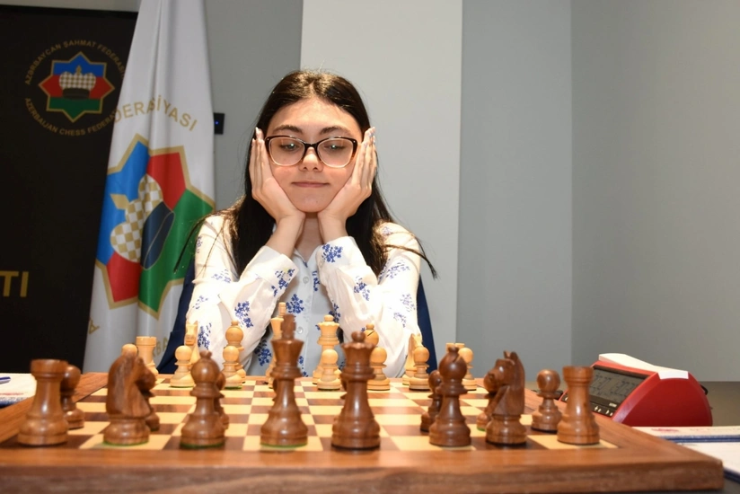 Azərbaycan şahmatçısı texniki qələbə ilə vahid lider olub