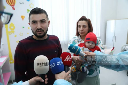 Türkiyədə zəlzələdə xəsarət alan 10 uşaq və 12 böyük müalicə üçün Azərbaycana gətirilib - YENİLƏNİB
