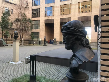 Moskvada İmadəddin Nəsiminin büstü qoyulub - FOTO