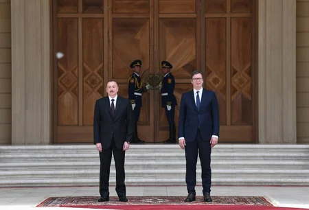 Serbiya Prezidenti Aleksandr Vuçiçin rəsmi qarşılanma mərasimi olub