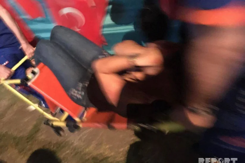 Türkiyədə 15 İyul hadisəsinin ildönümü münasibətilə keçirilən mitinqdə 6 nəfər yaralanıb - FOTO