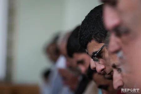 Azərbaycanın bütün məscidlərində Qurban bayramı namazı qılınıb - FOTOREPORTAJ