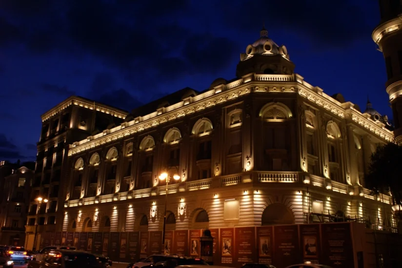 Musiqili Teatr 107-ci mövsümə Milli Musiqi Günündə başlayacaq