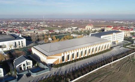 Prezident Quba Olimpiya İdman Kompleksində yenidənqurmadan sonra yaradılan şəraitlə tanış olub