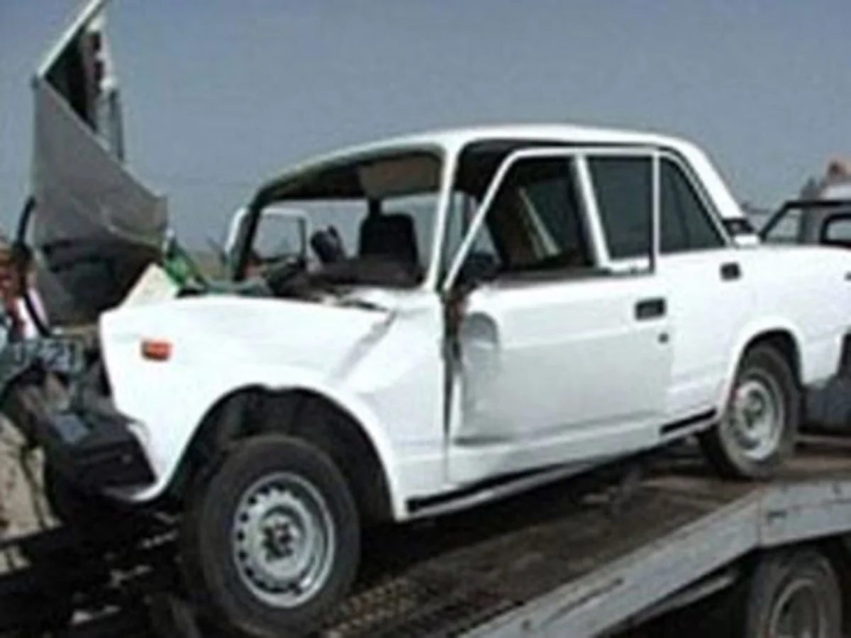 В Имишли столкнулись легковые автомобили, есть пострадавшие