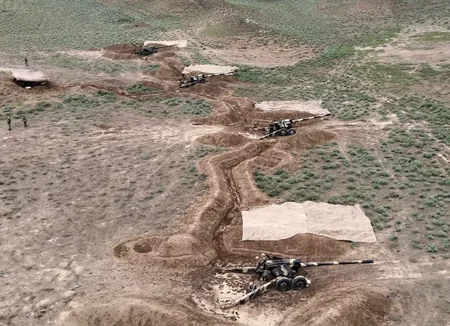 Baş Qərargah rəisi artilleriya bölmələrinin taktiki təlimini izləyib