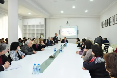 AMEA-nın Ədəbiyyat İnstitutunda son 10 ildə çap olunan biblioqrafiyaların təqdimatı keçirilib
