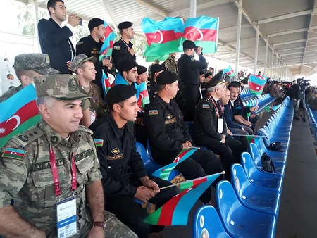 Azerbaijani servicemen start first competition in Tank Biathlon contest