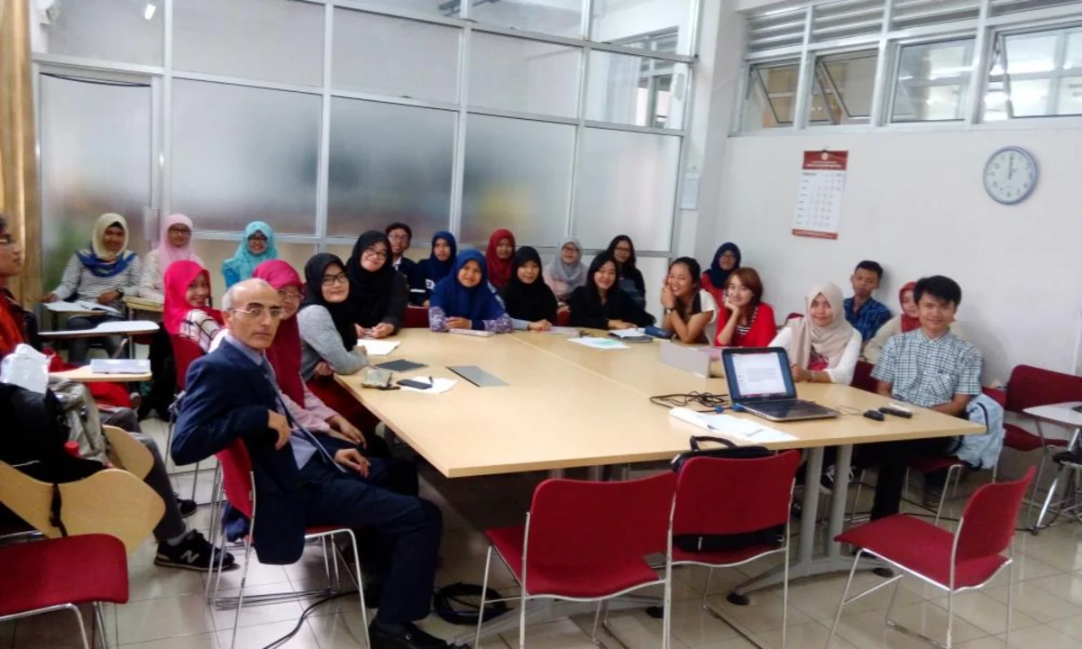 ​İndoneziyada “Azərbaycan multikulturalizmi” fənninin tədrisinə başlanılıb