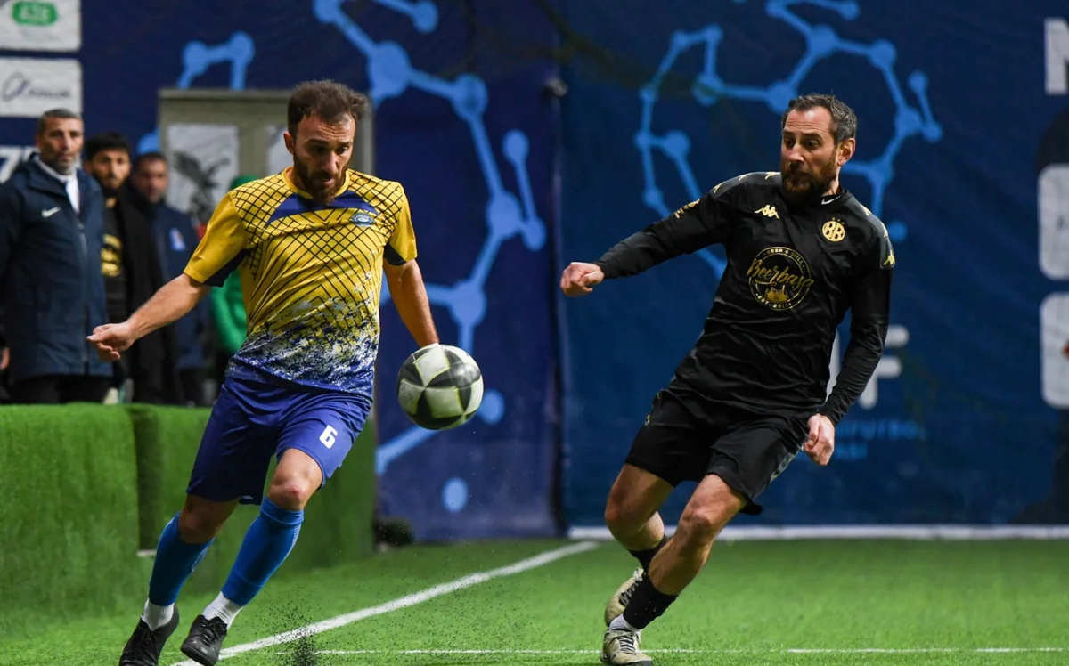 Minifutbol üzrə Azərbaycan çempionatında yarımfinal mərhələsinin ilk oyunları keçirilib