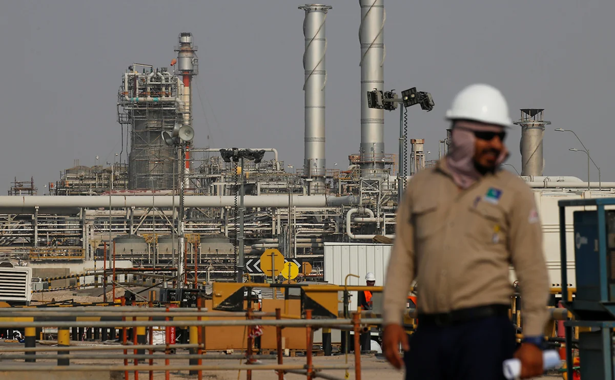 Saudi Aramco's net profit almost halved in 2020