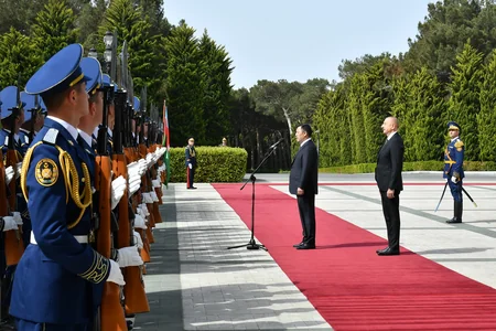 Official welcoming ceremony for President of Kyrgyzstan held in Azerbaijan