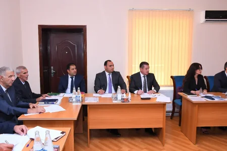 Meliorasiya və Su Təsərrüfatının sədri Ağdaşda vətəndaşları qəbul edib