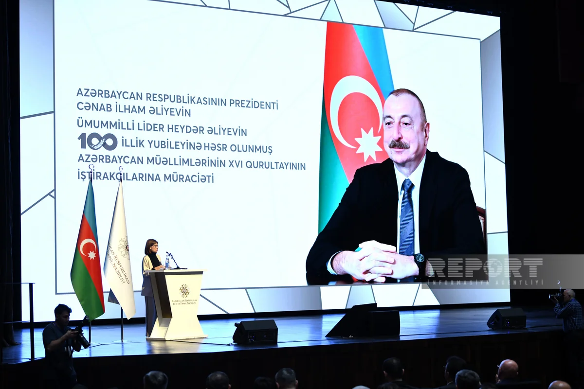 Azərbaycan müəllimlərinin XVI qurultayı keçirilir - YENİLƏNİB