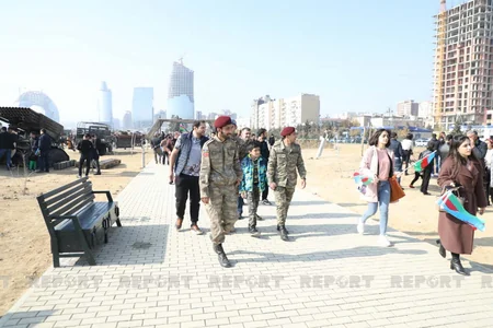 Парк военных трофеев в День Победы - ФОТОРЕПОРТАЖ