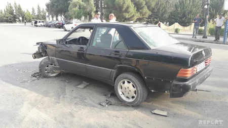 В Кюрдемире столкнулись два легковых автомобиля - ФОТО