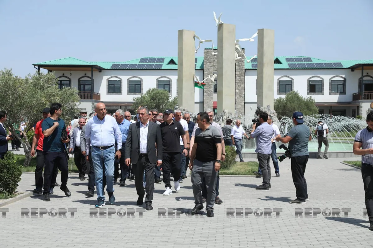 Siyasi partiya sədrləri Ağalı kəndi ilə tanış olub - YENİLƏNİB-2