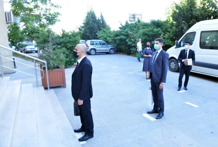 Hakimliyə namizədlərlə yazılı imtahan keçirilib