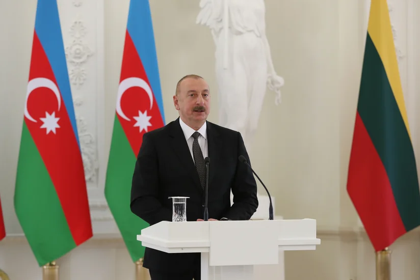 President Ilham Aliyev informs his Lithuanian counterpart about Azerbaijan-Armenia peace talks
