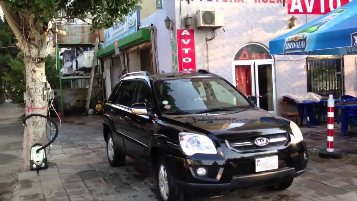 Naftalanda avtoyuma məntəqəsində işçini elektrik cərəyanı vuraraq öldürüb - YENİLƏNİB