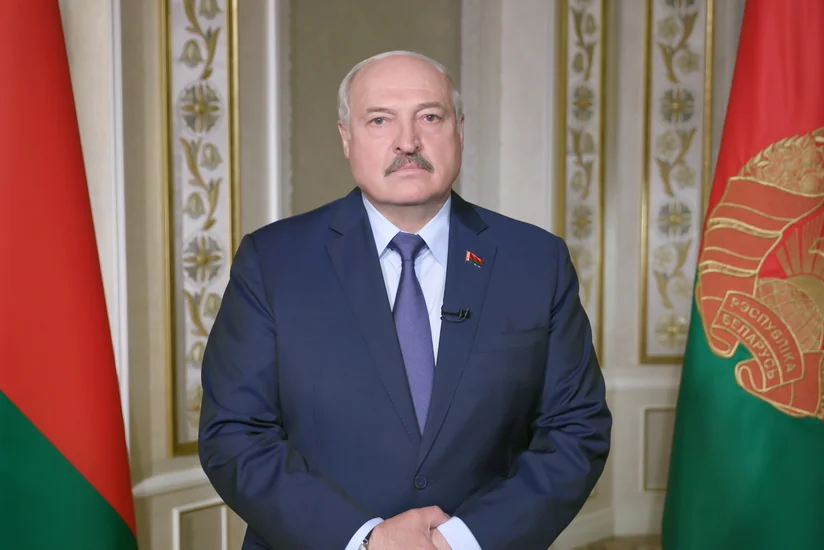 Lukaşenko DTK qarşısında ölkədə vəziyyətə nəzarəti gücləndirmək vəzifəsini qoyub