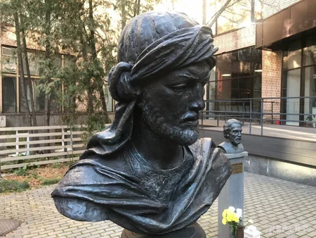Moskvada İmadəddin Nəsiminin büstü qoyulub - FOTO