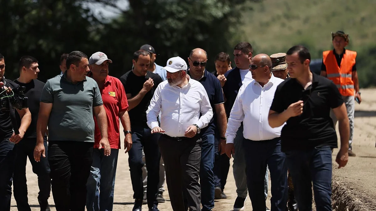 Ermənistanda hakim partiyanın deputatları güc strukturlarına qarşı – ŞƏRH